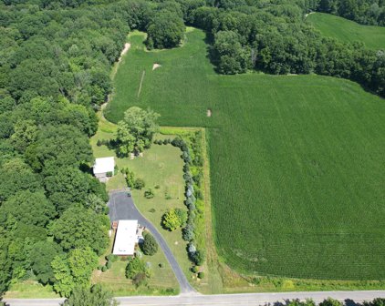 8499 Kruger Rd. Road, Three Oaks