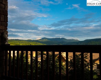186 Vistas Way Unit 1B, Banner Elk