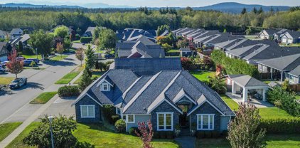 2160 Forest Grove  Dr, Campbell River