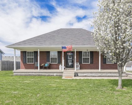 168 Crossfield Dr, Mt Washington