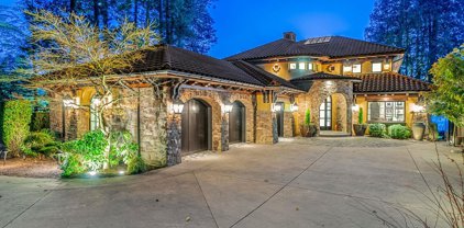 1899 Ocean Park Road, Surrey