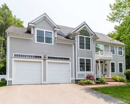 16 Elwin Road, Natick