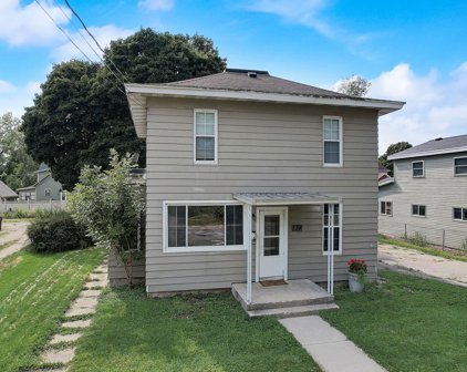 134 N Madison Street, Stoughton