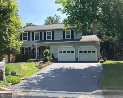 110 Sue Ann Ct, Sterling