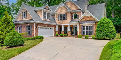 5116 Mark  Drive, Hickory