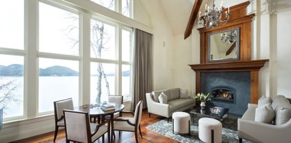2422 Carver Bay Road, Whitefish