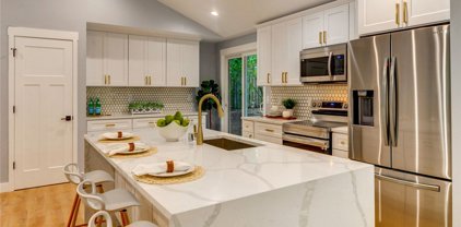 19507 129th Court NE, Bothell