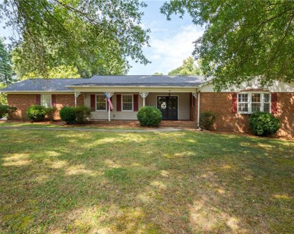 1701 Chesborough Road, Winston Salem