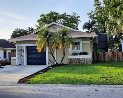 9707 Sw 57th St, Cooper City