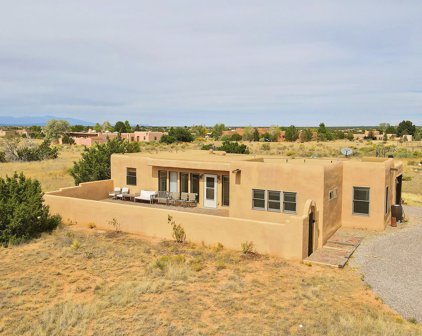 30 Lucero Road, Santa Fe