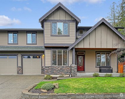 1113 S 258th Street, Des Moines