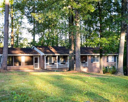 105 Hickory Avenue, Fayetteville
