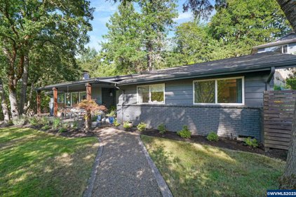 1735 Alta Vista Dr, Corvallis