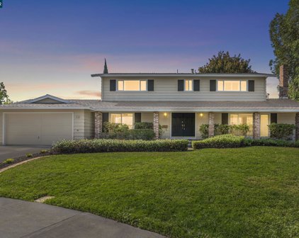 2819 Moselle Ct, Walnut Creek