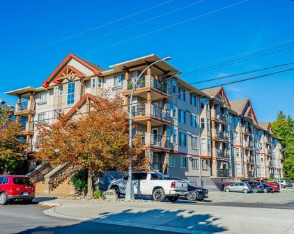 5438 198 Street Unit 304, Langley