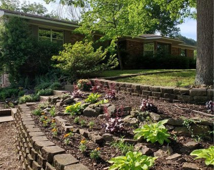 311 N Summit  Street, Prairie Grove