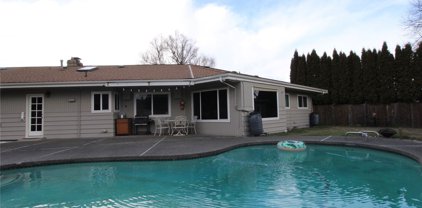 721 17th Street NW, Puyallup