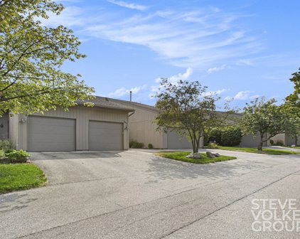 2694 Limestone Lane NE Unit 19, Grand Rapids