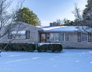 2712 Crums Ln, Louisville image