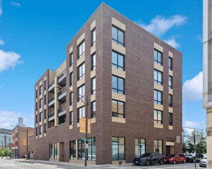 680 N Milwaukee Avenue Unit #301, Chicago