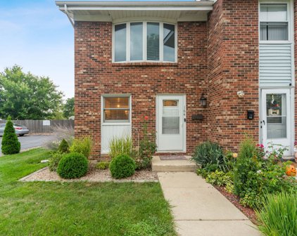 164 S Hale Avenue, Bartlett