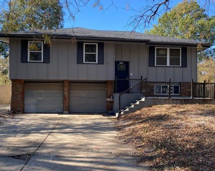 108 Baker Street, Buckner