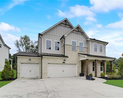 2402 Hidden Creek Road, Kennesaw