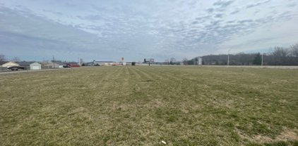 2 Pine Drive, Martinsville