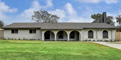 707 Shirleen Drive, Pasadena