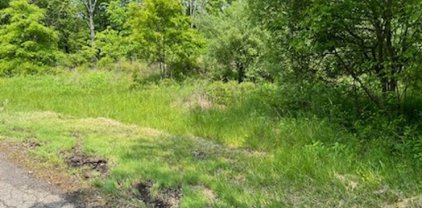 108 Oak Grove Rd, Raritan Twp.