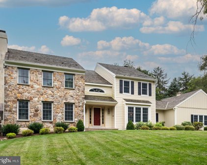 1849 Windovr Way, West Chester