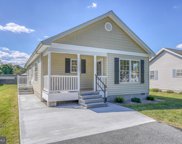 318 S 4th St, Denton image