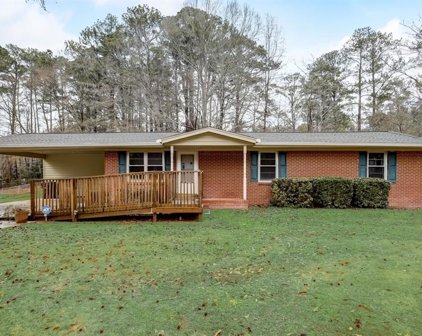 295 Kelly Drive, Fayetteville