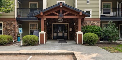 690 32nd St Unit #B207, Bellingham