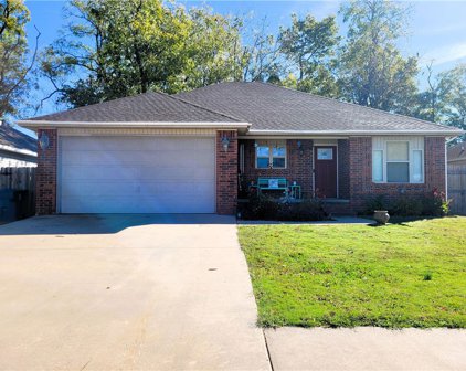 1312 Love Lane, Gentry