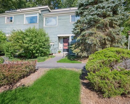 48 Heritage Hills Unit #B, Somers