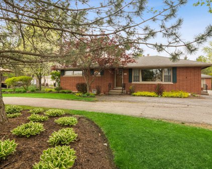 3128 N Schoenbeck Road, Arlington Heights