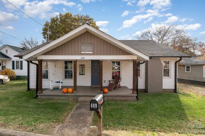 609 E A  Street, Newton