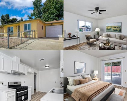325 Magdalena Drive, Oceanside
