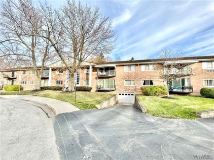 21 Park Lane Court, Amherst