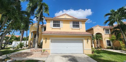 1071 Nw 188th Ave, Pembroke Pines