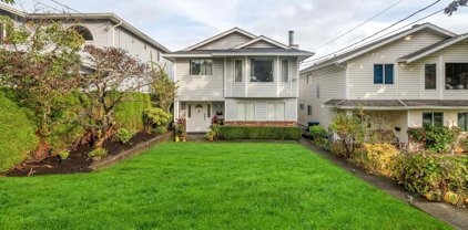 336 E Sixth Avenue, New Westminster