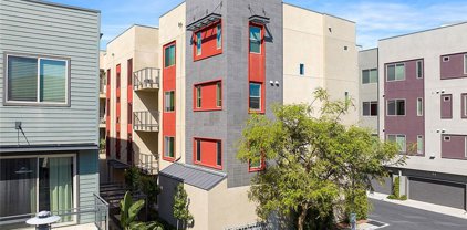 143 Bowery, Irvine
