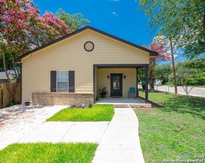 235 Gray St, San Antonio