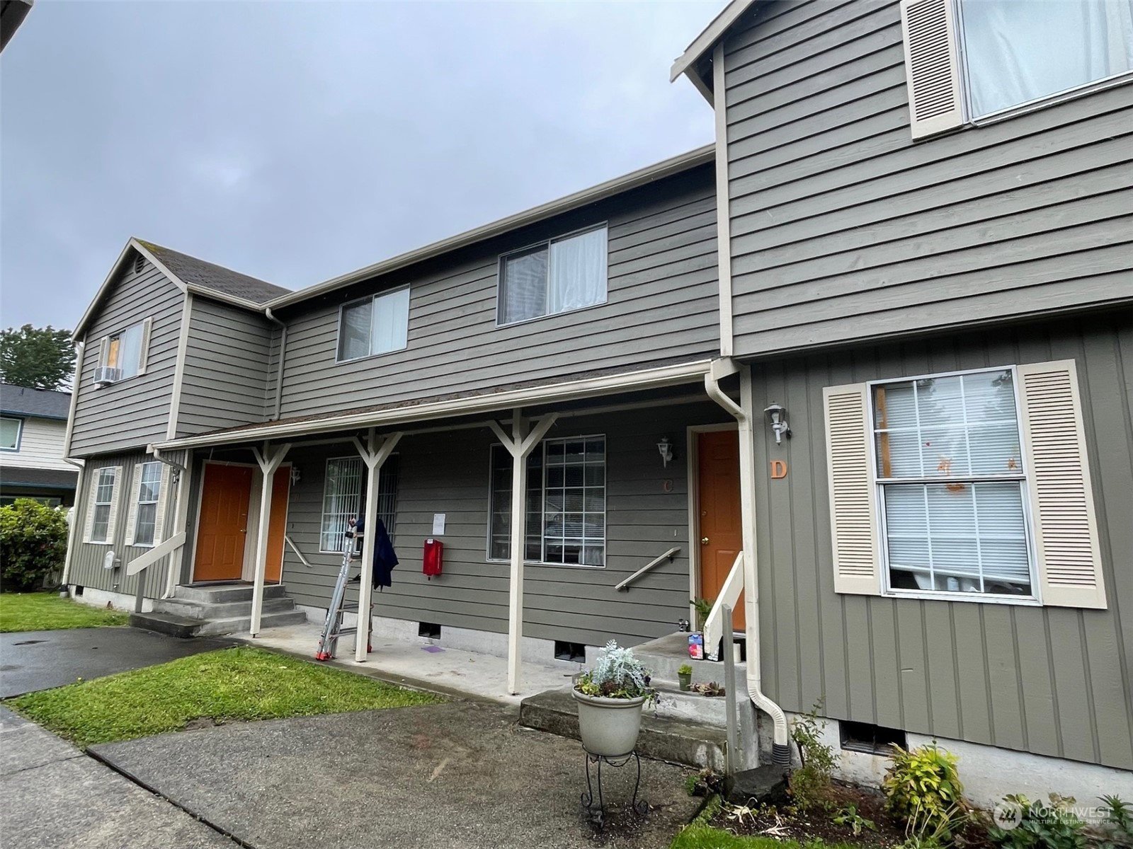 15618 Admiralty Way, Lynnwood | MLS# 2301793 | Skyline Properties, Inc