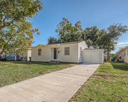 825 13th Avenue, Texas City
