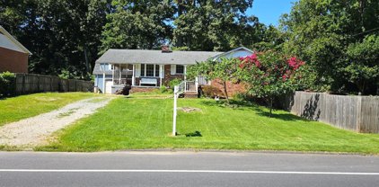 408 Hillsmere Dr, Annapolis