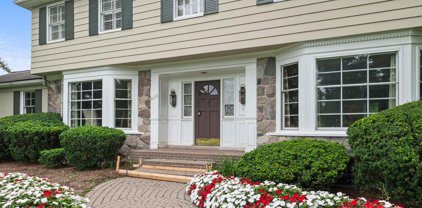 225 WOODBERRY, Bloomfield Hills