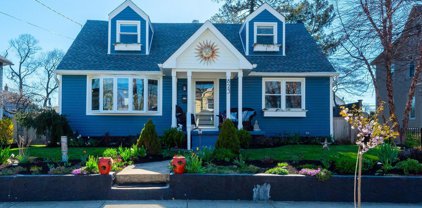 823 Dunlewy Street, Asbury Park