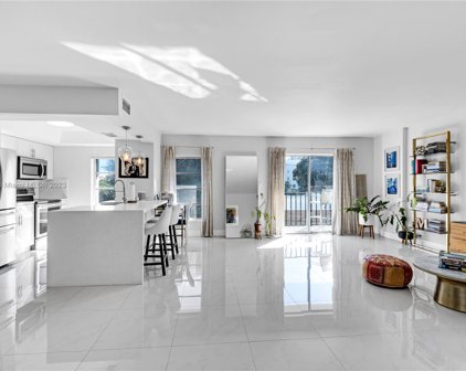 110 Salamanca Ave Unit #403, Coral Gables